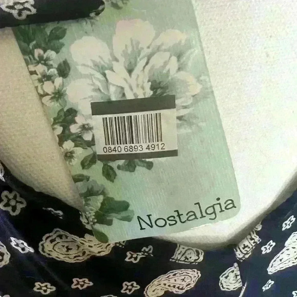 Nostalgia Boho ladies dress NWT Large. Flowy airy fringe on sleeves and bottom. - Picture 6 of 10